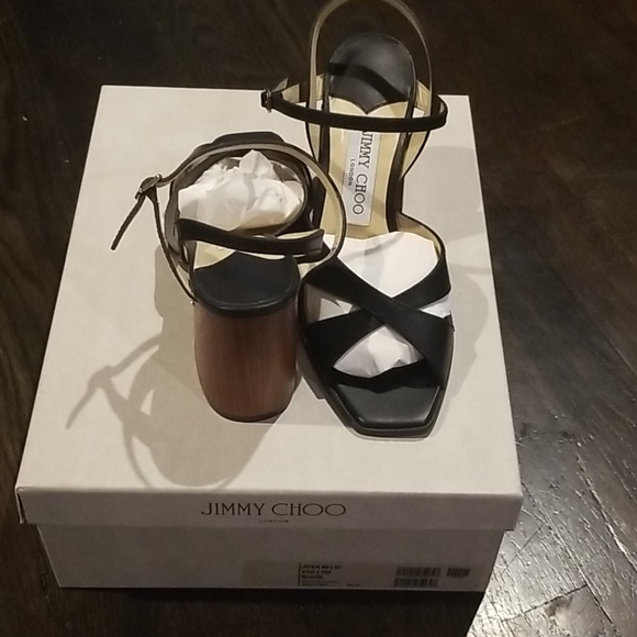 Shoes - Picture 2 of 4